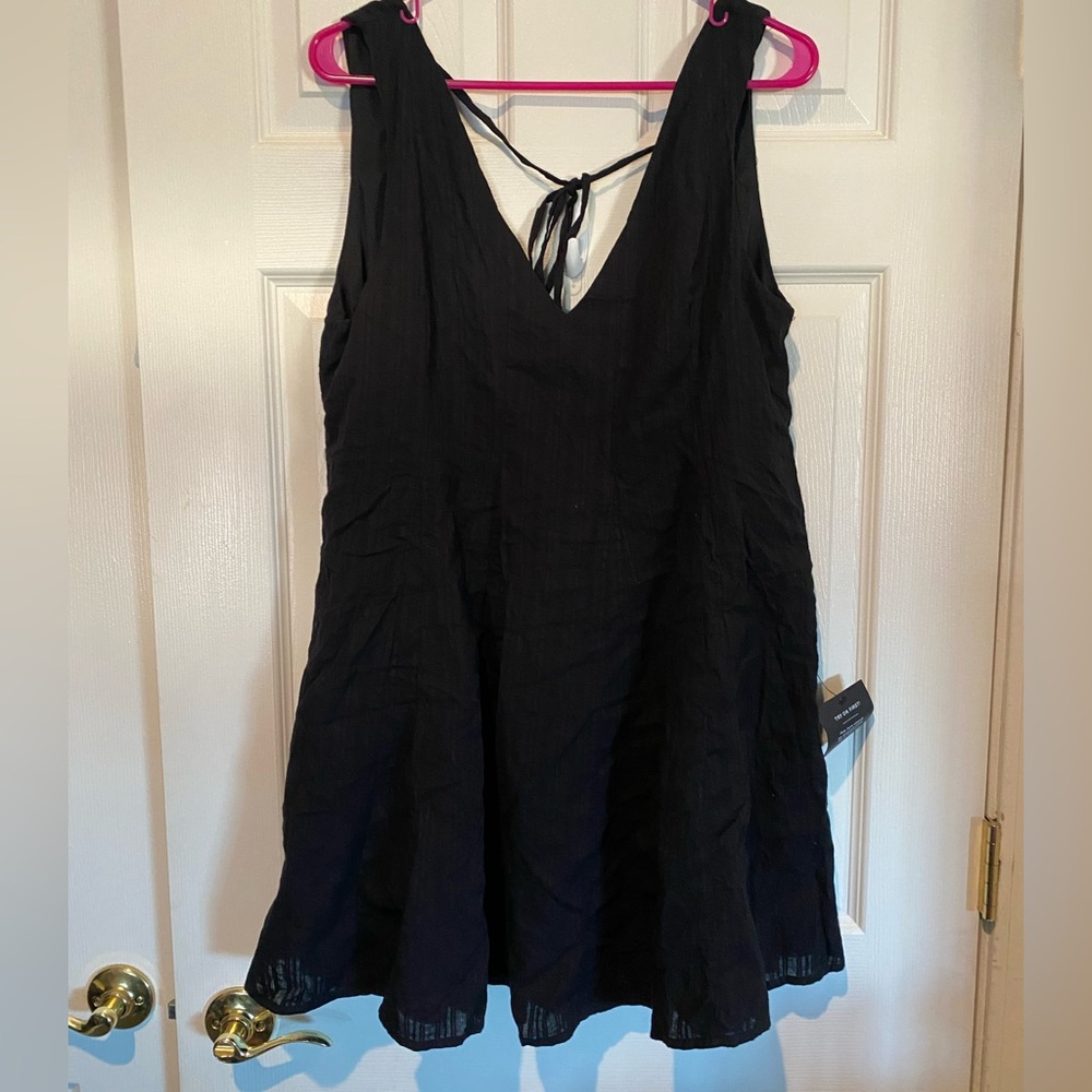 LULUS CHARMING BLACK DRESS - Picture 4 of 12
